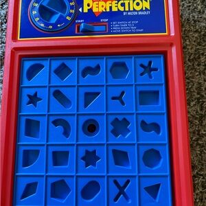 Perfection Game - Red and Blue